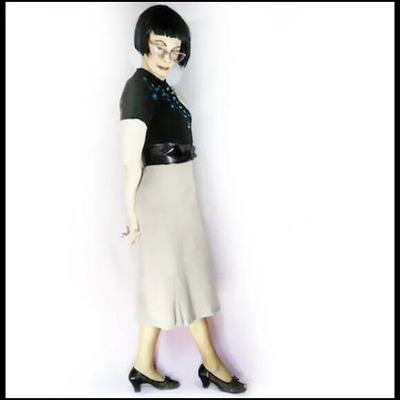 Vintage Pencil Skirt Pleated Mermaid Look, 50s Lightweight Wool - Picture 4 of 14